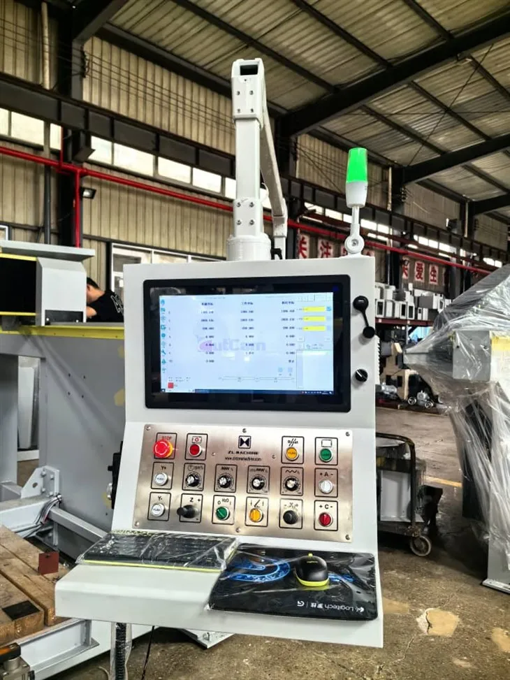 5 Axis Bridge Saw
